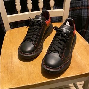 Alexander McQueen ( All Black / Red Heel)